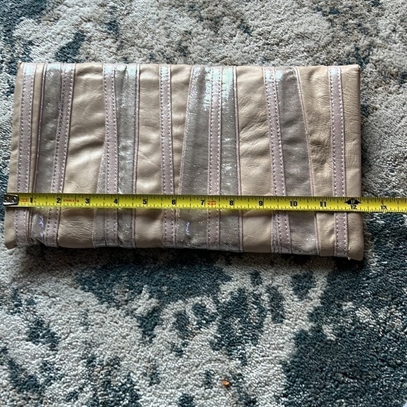 CLUTCH Bag - Picture 7 of 9